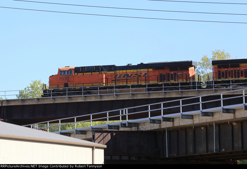 BNSF 7030